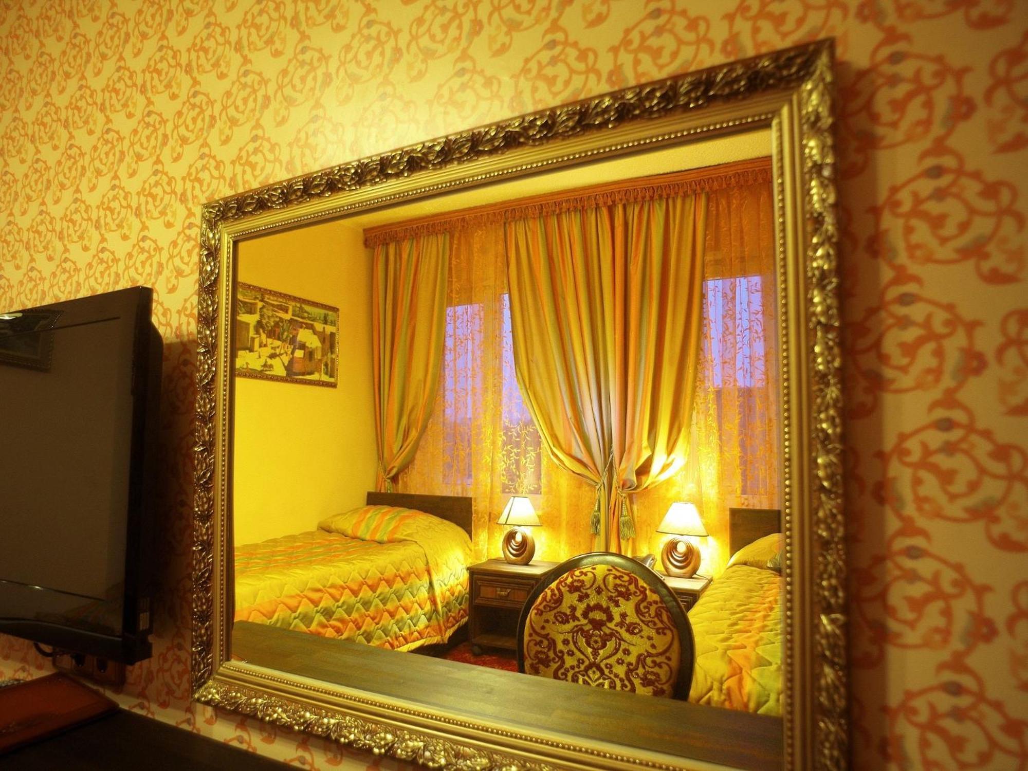 Hotel Kilikiya Oujhorod Chambre photo